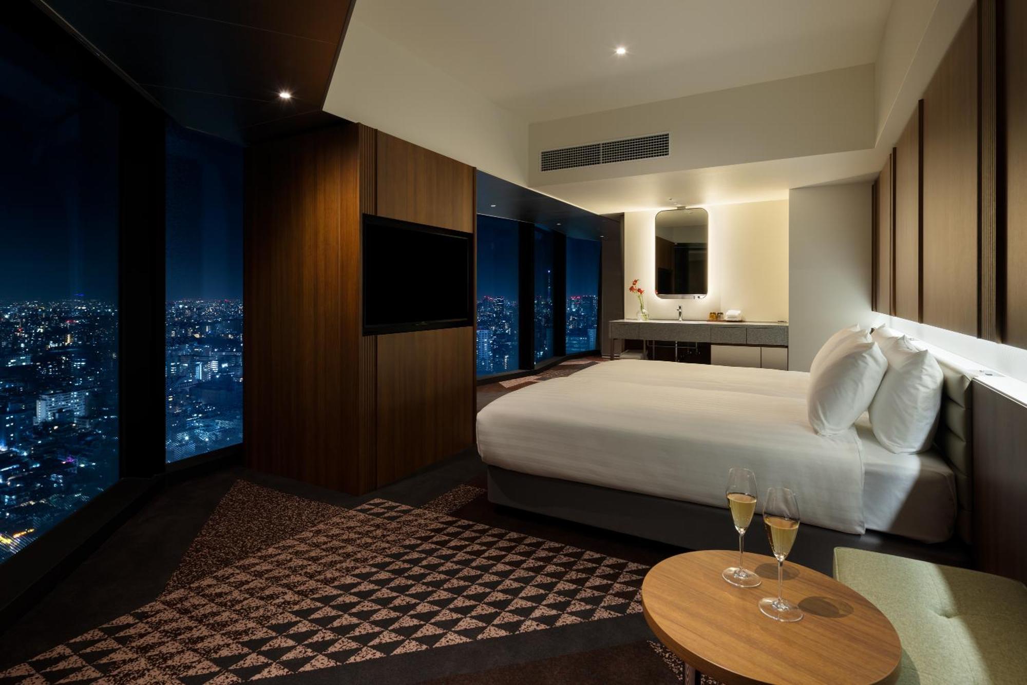 Hotel Groove Shinjuku, A Parkroyal Hotel Tokyo Exterior photo